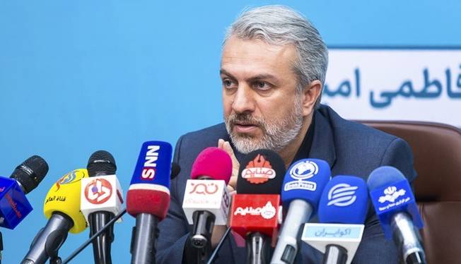 وزیر صمت: قیمت خودرو کاهش می‌یابد
