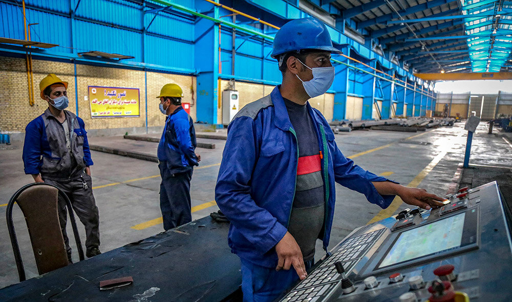 کارگران با این حقوق‌ها کار نمی‌کنند