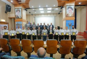 تقدیر از برگزیدگان همایش سالانه راهنمایان کشتی